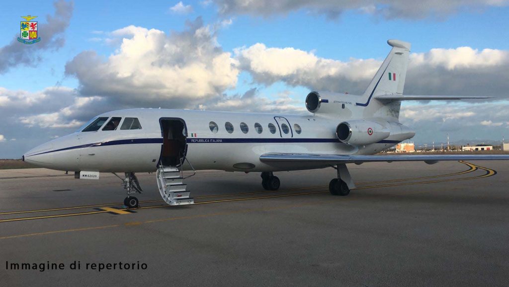 Dassault Falcon 50