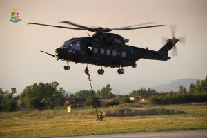 Elicottero - 9° STORMO L'ESERCITAZIONE TENDE E SCAGLIA 2022