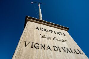 VIGNA DI VALLE CERIMONIA BOURLOT - monumento aeroporto luigi bourlot vigna di valle