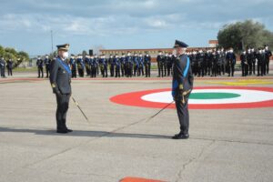 cerimonia con spade Gen. Frigerio alla guida del Comando Scuole / 3^ Regione Aerea. Il Gen. Colagrande nominato Sottocapo di SMA