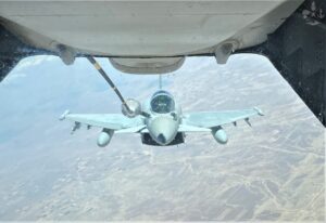 aereo militare in volo