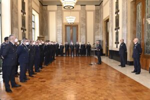 Avvicendamento al reparto generale sicurezza Il Colonnello Antonio Genovese subentra al Generale di Brigata Aerea Roberto Preo