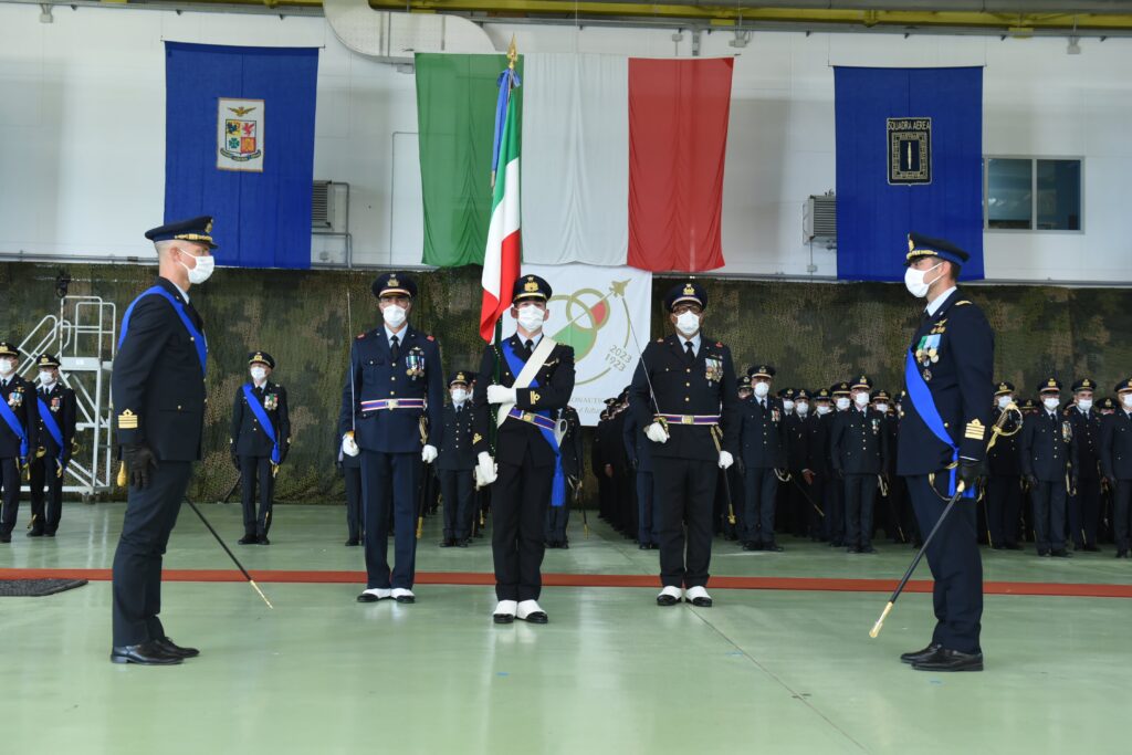 Cambio Comando al 36° Stormo caccia Il Colonnello Pilota Massimiliano Pomiato subentra Al Colonnello Pilota Antonio Vergallo