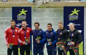 incoronazione degli atleti al campionato europeo di canoa
