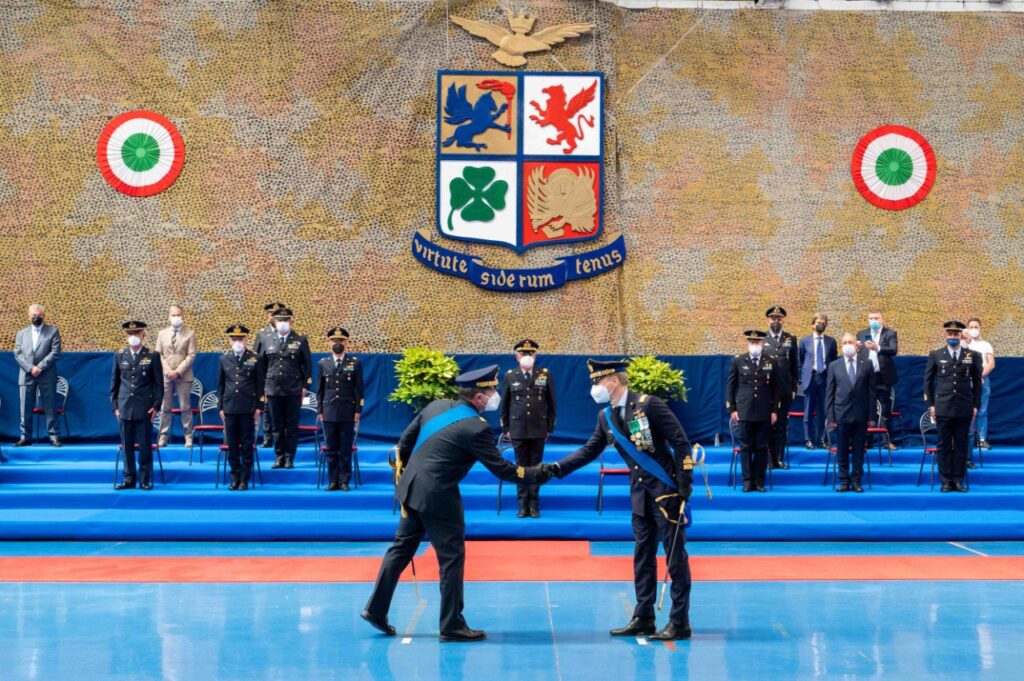 Cerimonia di avvicendamento al Comando del 15esimo Stormo di Cervia La cerimonia del cambio di comando tra il Comandante uscente, Colonnello Pilota Giacomo Zanetti e il Comandante subentrante, Colonnello Pilota Andrea Giuseppe Savina