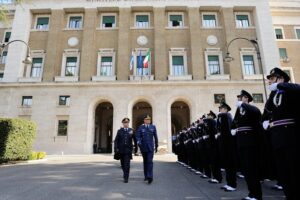 apertura cerimonia miltare