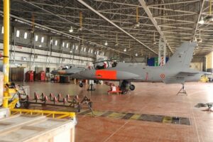 hangar - GEA: CERTIFICAZIONE DI QUALITÀ AL 61° STORMO - Aeronautica Militare