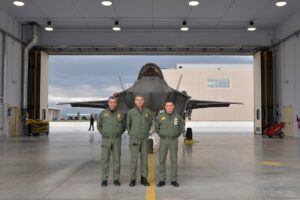 IL COMANDANTE LOGISTICO VISITA IL 32° STORMO - Aeronautica Militare