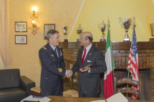 visita-ambasciatore-USAF-ad-aviano