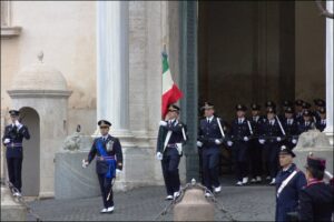 IL CORSO "ORIONE V" A GUARDIA DEL QUIRINALE - Aeronautica Militare