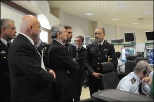 IL MINISTRO DELLA DIFESA IN VISITA A CIAMPINO - Aeronautica Militare