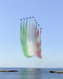 frecce tricolore in volo