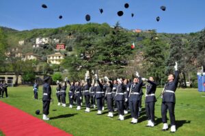 GLI ALLIEVI DEL 91° CORSO O.N.F.A. GIURANO FEDELTÀ ALLA PATRIA - Aeronautica Militare