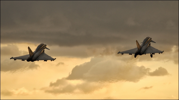 aerei militari in volo