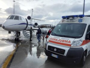 Bimba-otto-giorni-di-vitaApertura