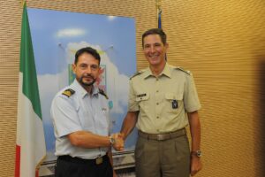 ACCORDO DI COLLABORAZIONE AERONAUTICA MILITARE ED ESERCITO NEL SETTORE DEL SUPPORTO OPERATIVO ALLA GUERRA ELETTRONICA (SOGE) - Aeronautica Militare