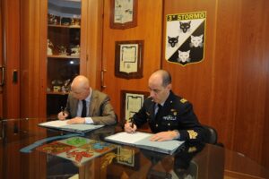 Firma-dellaccordo-di-collaborazione-tra-3-Stormo-e-OSDIFE