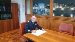 Il-GenSardone-firma-il-Mou