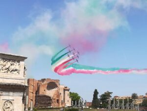 FORMULA E: ANCHE L'AERONAUTICA MILITARE SFRECCIA SULL'E-PRIX DI ROMA - Aeronautica Militare