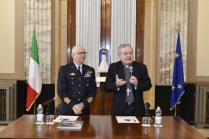 IL CAPO DI STATO MAGGIORE INCONTRO I CAPPELLANI MILITARI CHE OPERANO IN AM -