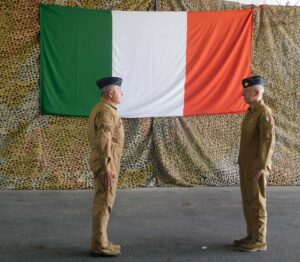 EAU, AL MINHAD: CAMBIO COMANDO DELLA FORWARD LOGISTIC AIR BASE - Aeronautica Militare