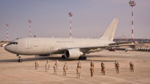 KUWAIT: 7000 ORE DI VOLO PER IL KC-767A ITALIANO - Aeronautica Militare