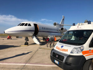 Volo sanitario urgente da Lamezia Terme a Roma