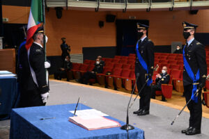 ACCADEMIA AERONAUTICA: GIURAMENTO INDIVIDUALE PER I SOTTOTENENTI DEL CORSO VULCANO V - Aeronautica Militare