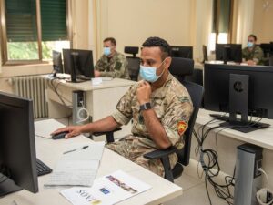 SCUOLA DI AEROCOOPERAZIONE: TERMINATA LA 1ª EDIZIONE DEL CORSO IRS PER FREQUENTATORI STRANIERI - Aeronautica Militare