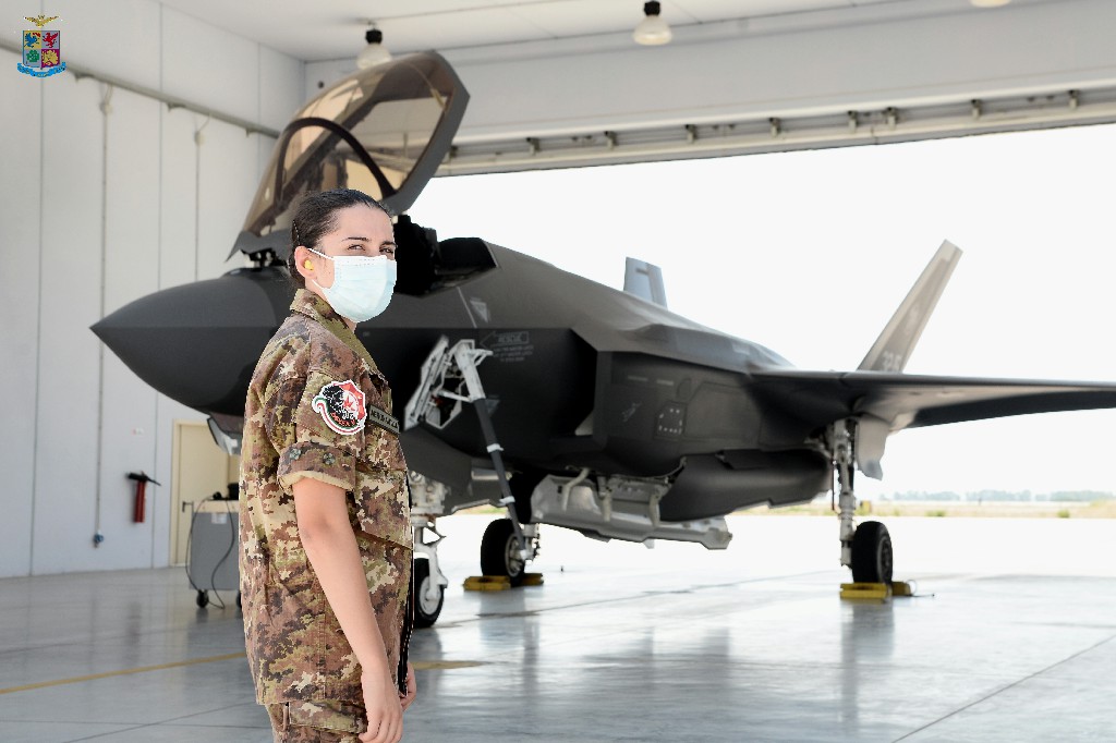 FORMAZIONE: GLI ALLIEVI DEL CORSO BOREA VI IN ON-JOB TRANING AL 32° STORMO - Aeronautica Militare
