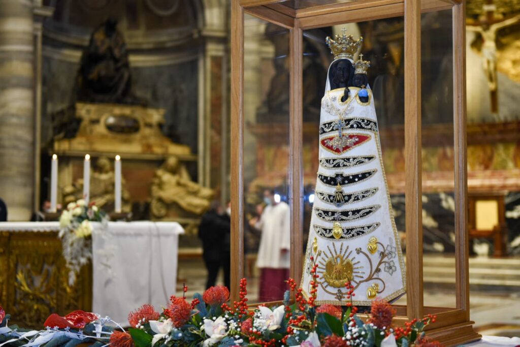 GIUBILEO LAURETANO: CONCLUSE LE CELEBRAZIONI DELL'AERONAUTICA MILITARE PER IL CENTENARIO DELLA PROCLAMAZIONE DELLA MADONNA