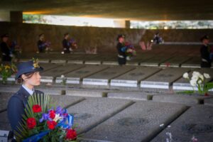 momento in cimitero