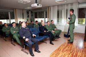 IL CAPO DEL RUOLO DELLE ARMI AL 2° STORMO - Aeronautica Militare