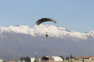 57TH RESCUE SQUADRON USAFE: AVIOLANCIO ALL'AEROPORTO DI AVIANO - Aeronautica Militare
