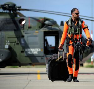 CIAO ALESSANDRO... - Aeronautica Militare