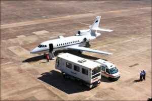 DUPLICE VOLO OSPEDALE DA ELMAS A ROMA - Aeronautica Militar