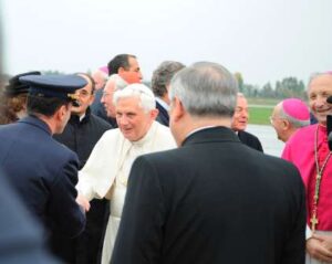 SCALO TECNICO DEL SANTO PADRE PRESSO IL 6° STORMO - Aeronautica Militare