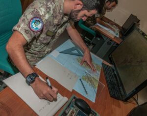calcolo di traiettorie su cartina geografica