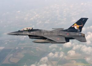 aereo militare in volo