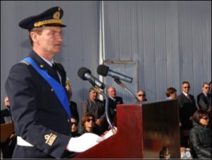 GEN. B.A. BONOTTO COMANDANTE PISQ - Aeronautica Militare