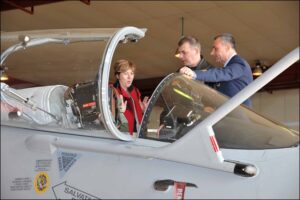 momento della visita aereo militare