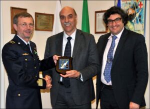 foto stemma - 2° R.M.M.: RINNOVATA LA CERTIFICAZIONE DI QUALITÀ - Aeronautica Militare