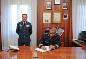 L'ADDETTO MILITARE ALLA DIFESA DEL QATAR IN VISITA ALLA SCUOLA DI AEROCOOPERAZIONE