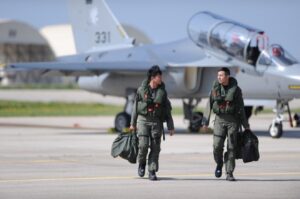 IL 61° STORMO OSPITA IL RISCHIERAMENTO DELL'AERONAUTICA SINGAPORIANA - Aeronautica Militare