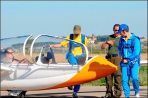 ALLIEVI DELLA 'DOUHET' VOLANO ALLA SCUOLA MARESCIALLI AM - Aeronautica Militare