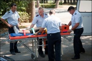 CONCLUSO IL CORSO DI QUALIFICA PER 'AUTISTA SOCCORRITORE' - Aeronautica Militare