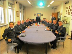 IL GENERALE BIANCHI HA VISITATO GLI ENTI TORINESI - Aeronautica Militare