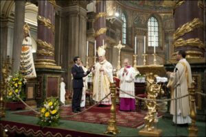 un momento della cerimonia ecclesiastica