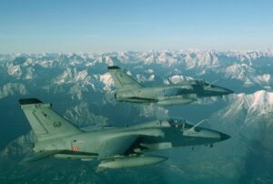 aerei militari in volo - AMX-51
