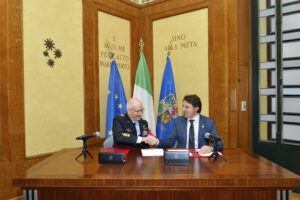Accordo INPS e Aeronautica Militare, stretta di mano tra il capo di sma e il presidente dell'INPS
